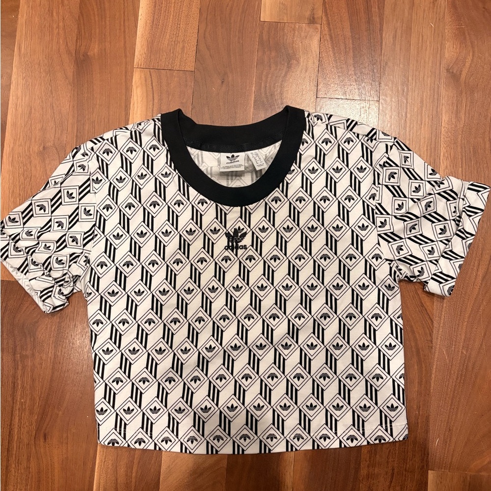 Adidas Women’s Black & White Patterned Crop Tee